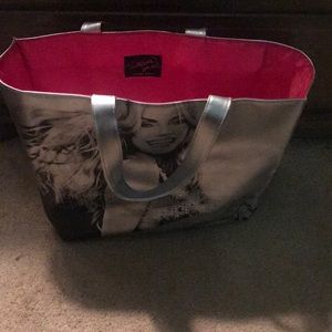 Victoria's Secret Bags - Like New Victoria’s Secret Supermodel Tote Victoria's Secret Bags - Like New Victoria’s Secret Supermodel Tote